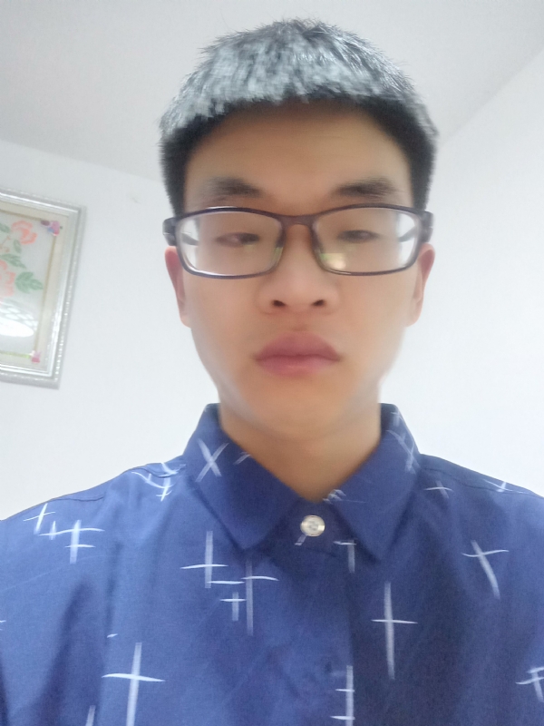 搬砖小伙的第一张照片--龙海交友网