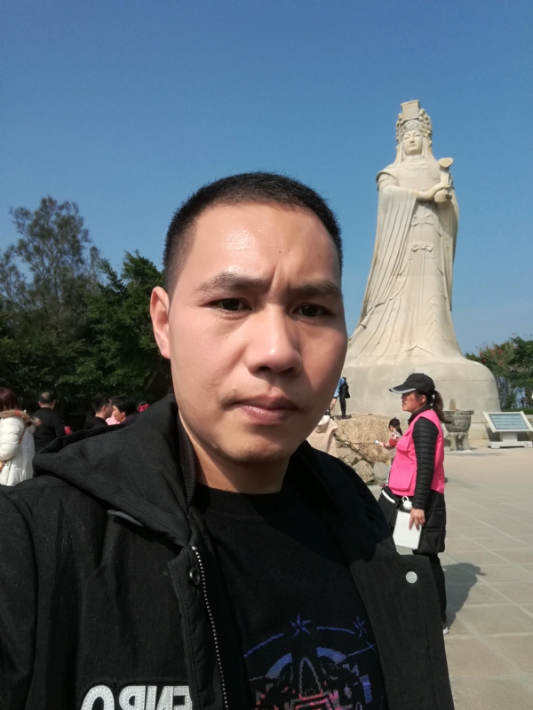 不羁的风的第一张照片--龙海交友网