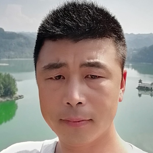 风雨天涯的第一张照片--龙海交友网