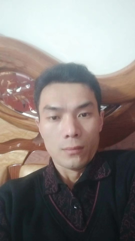 错把真心喂了狗的第四张照片--龙海交友网