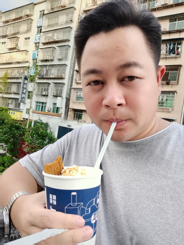 K金o的第一张照片--龙海交友网