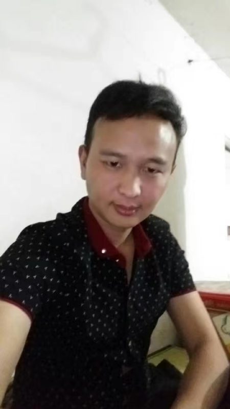 机械师的第一张照片--龙海交友网