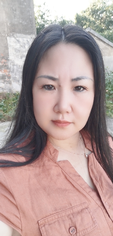 乖乖一女的第一张照片--龙海交友网