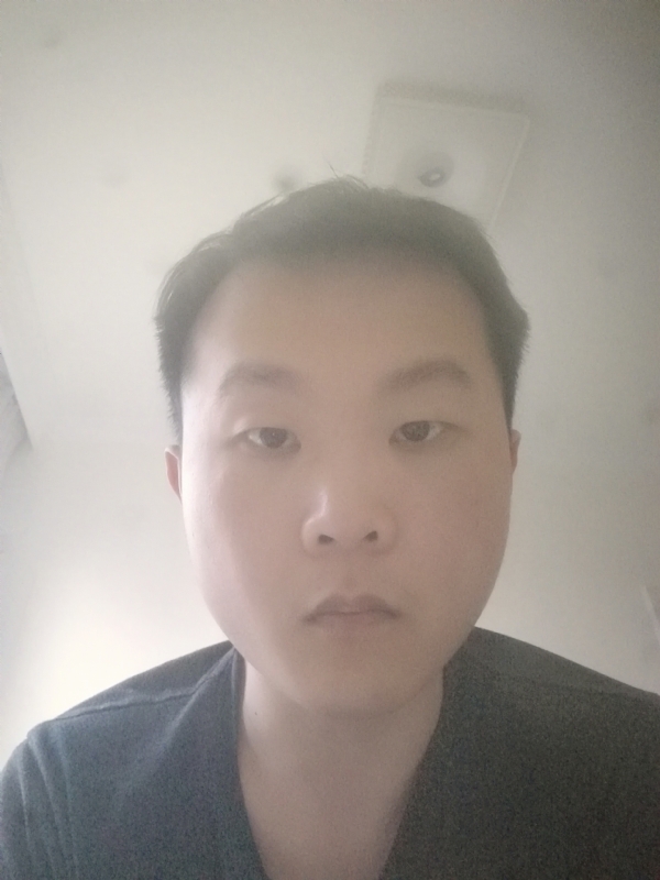 下个瞬间的你的第一张照片--龙海交友网
