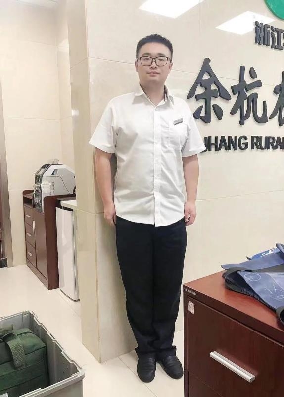 君临天下的第一张照片--龙海交友网