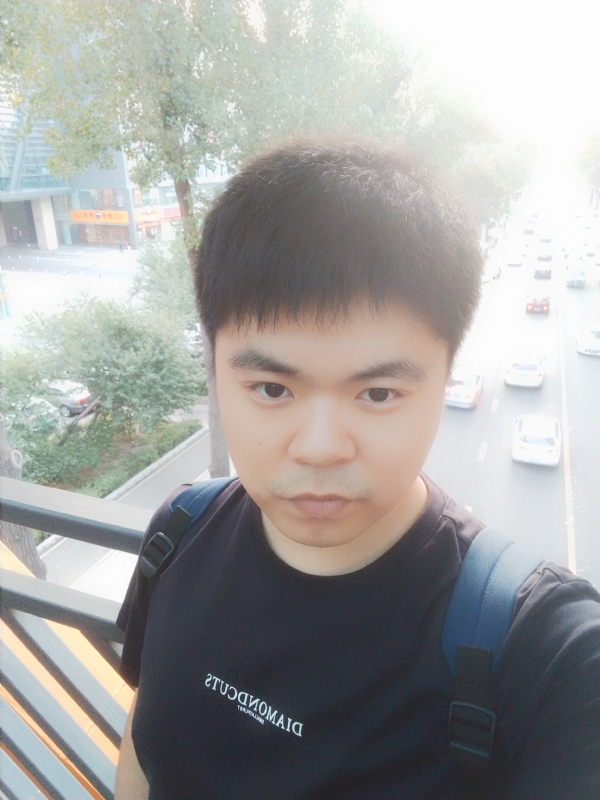 自出心裁的第一张照片--龙海交友网