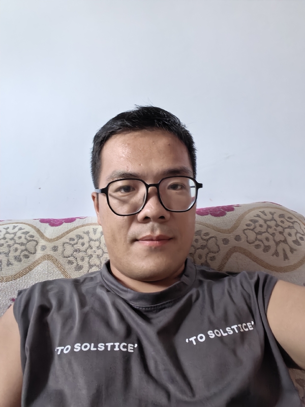 卫TF的第一张照片--龙海交友网
