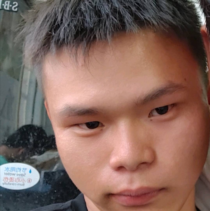 你是人间四月天的第一张照片--龙海交友网